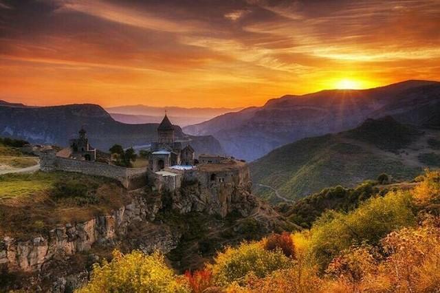 Camping In Tatev Hotel Buitenkant foto